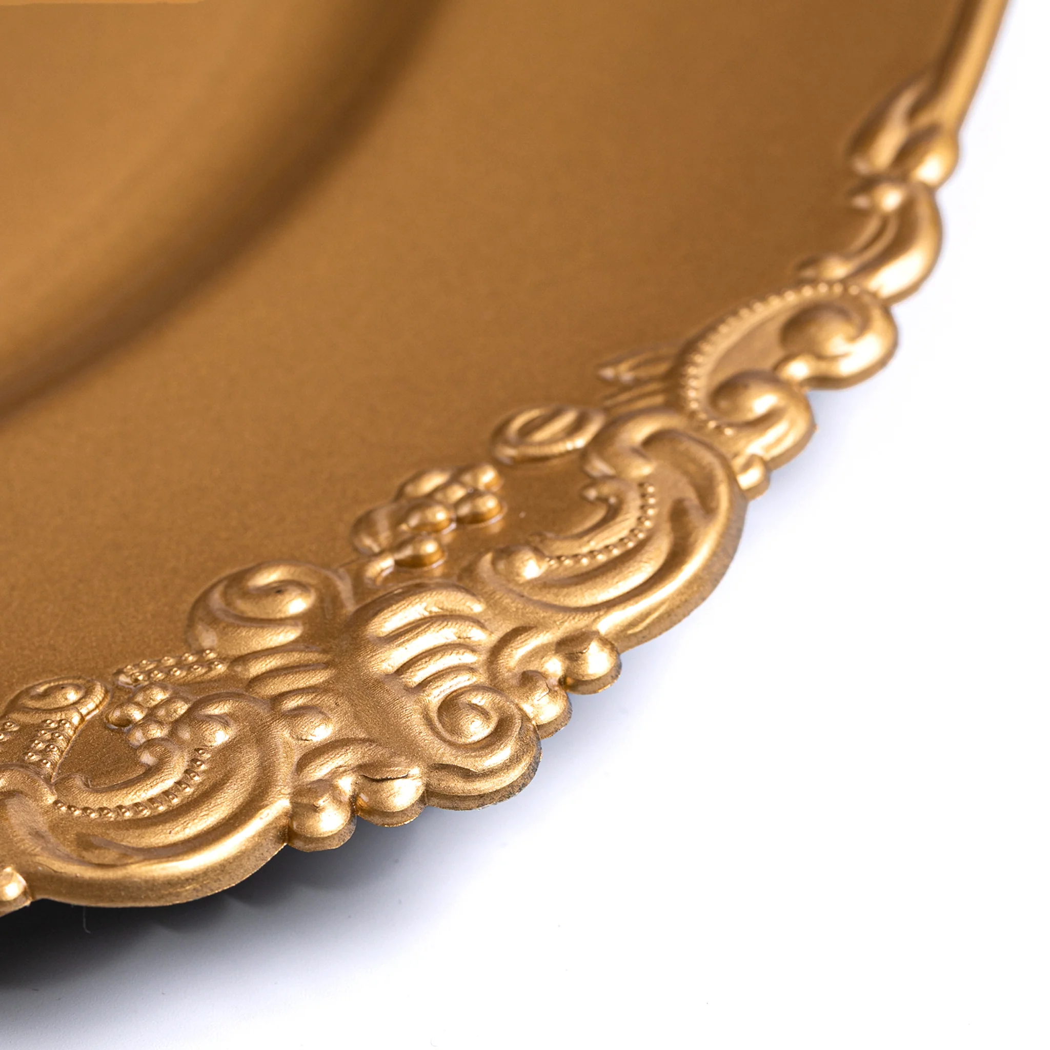 Vintage Round Charger Plate - Gold - Image 6